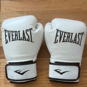 Everlast White Training Boxing Gloves Adult